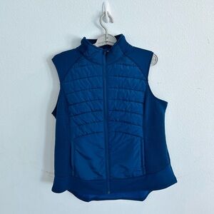 Teal Puffer Lightweight Quilted Puffer Women’s Vest 
Size M/L